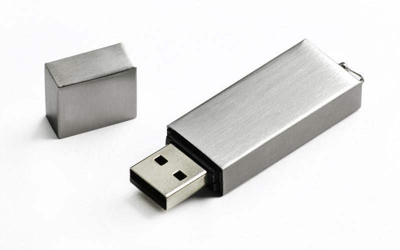 Metalowy pendrive 8GB – 44036 – GRAWER GRATIS